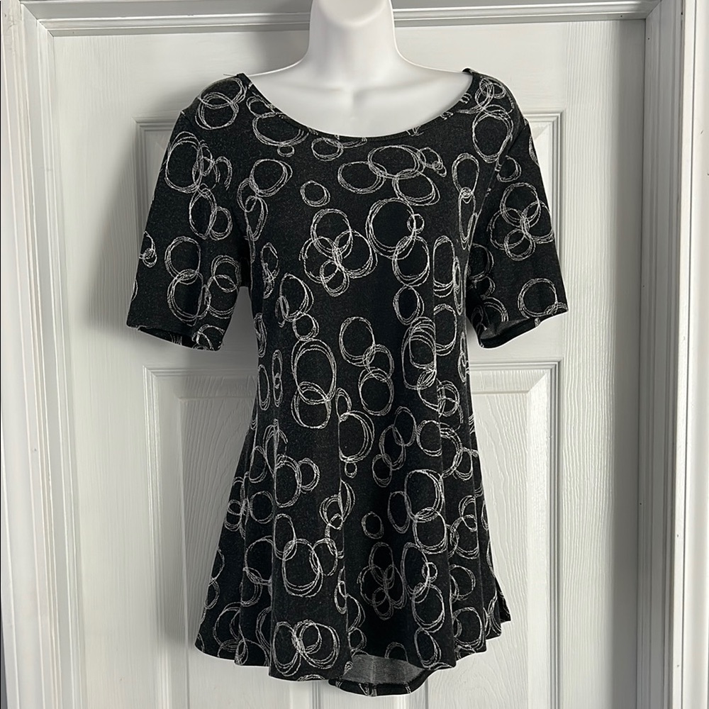 LuLaRoe Perfect Tee